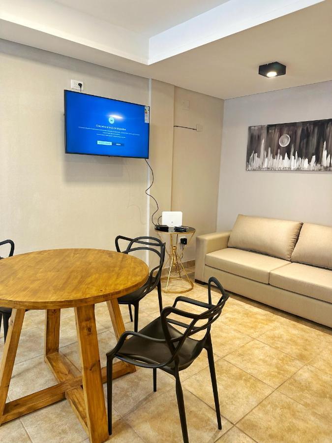 Paramont Rosario 1 Apartment *